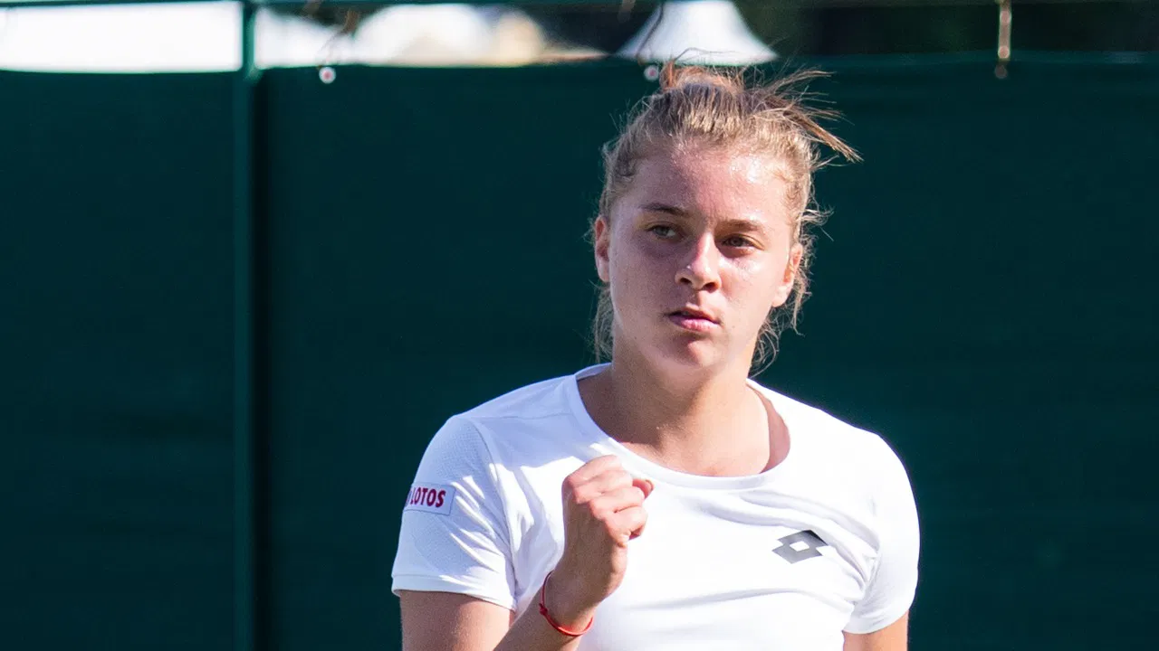 Maja Chwalińska during a Wimbledon qualifying match